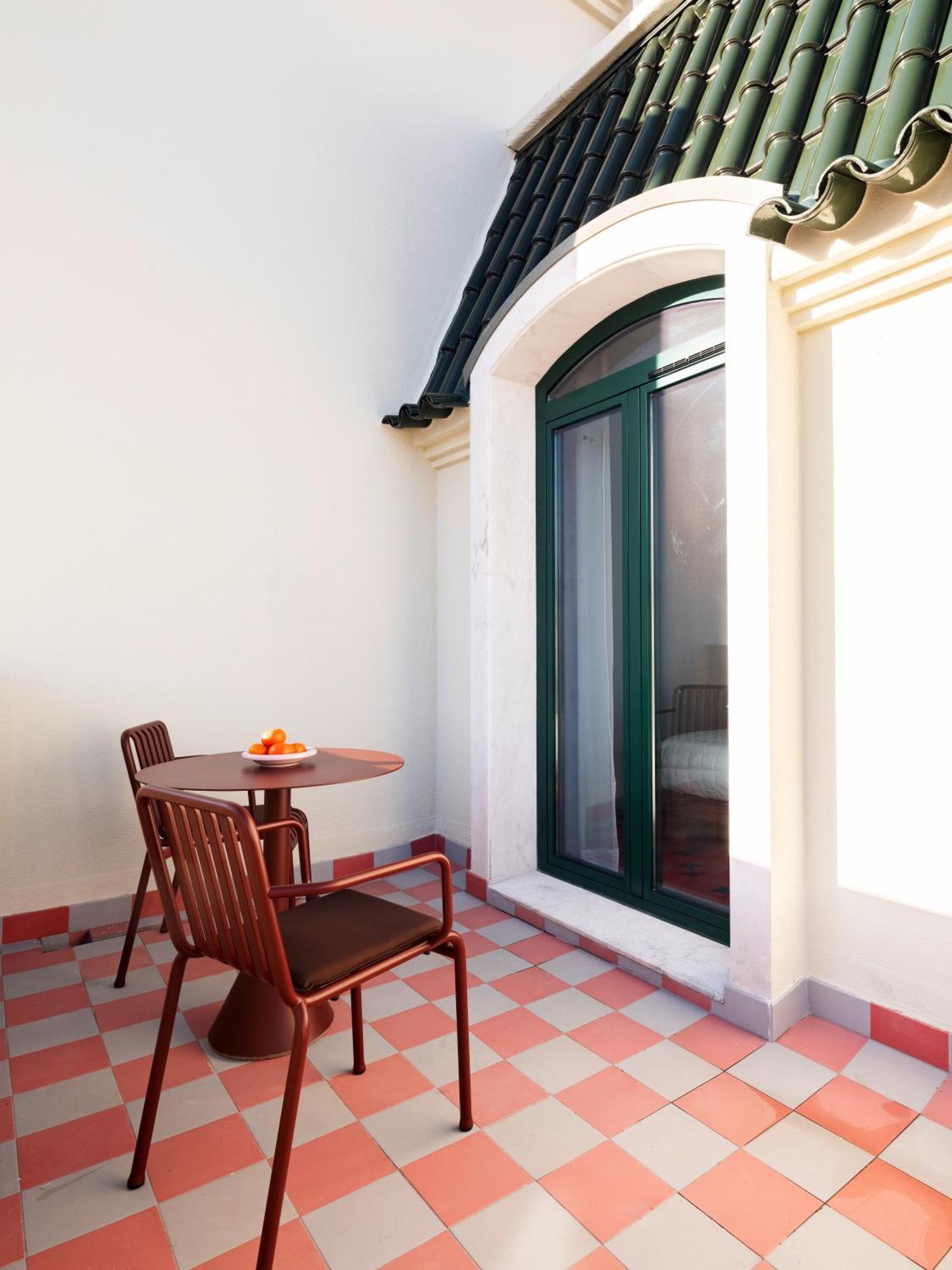 Numa Anjos Apart-hotel 4*